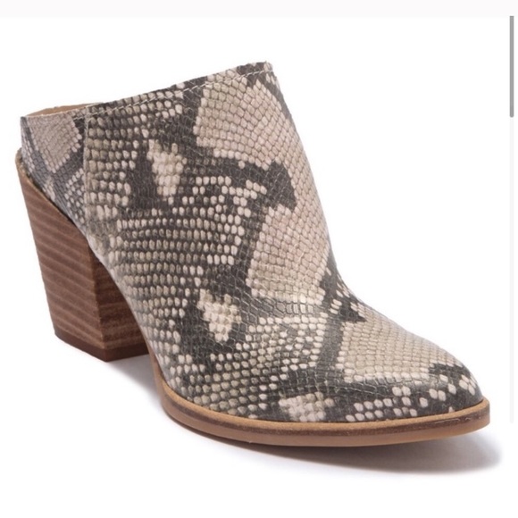 NIB Dolce Vita Rhea Snakeskin Mules - Picture 2 of 5